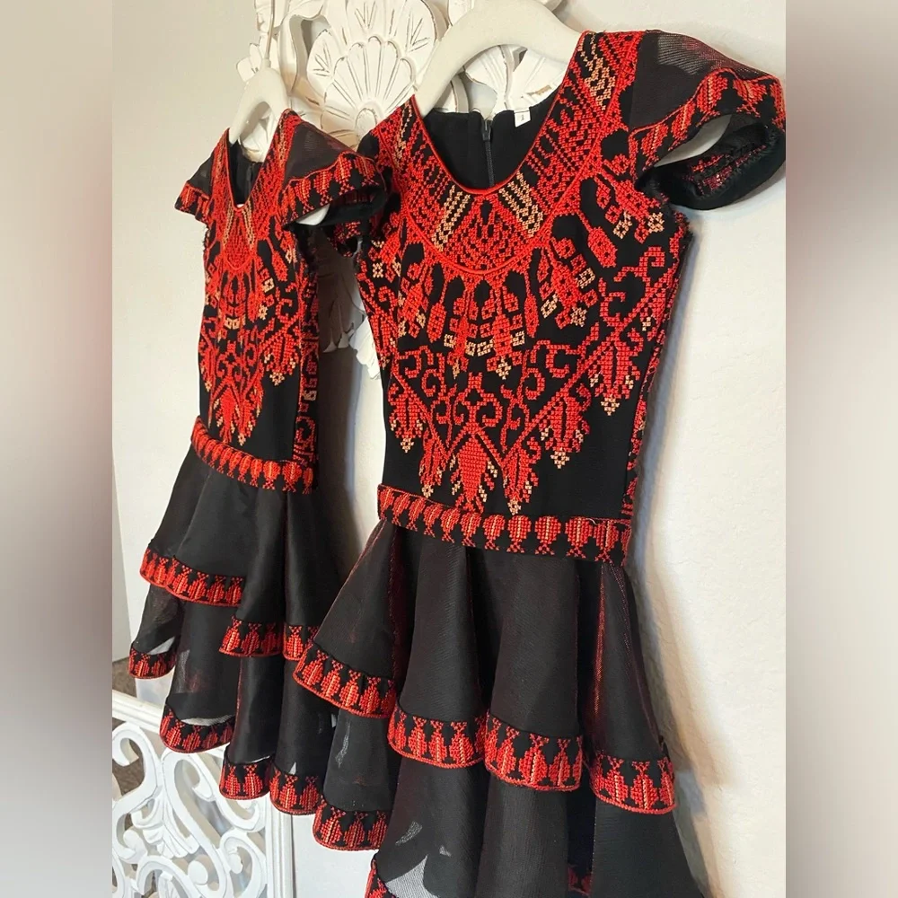 Girls embroidered ruffle dresses size 2T BRAND NEW no tags though! - Picture 4 of 11